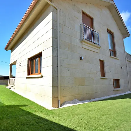 GALIHOST - Luxury Dreams in Playa Paxariñas-2