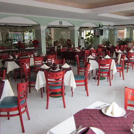 Hotel Baluarte-2