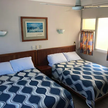 Hotel El Faro Malecon-2