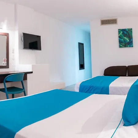 Howard Johnson By Wyndham Veracruz-3