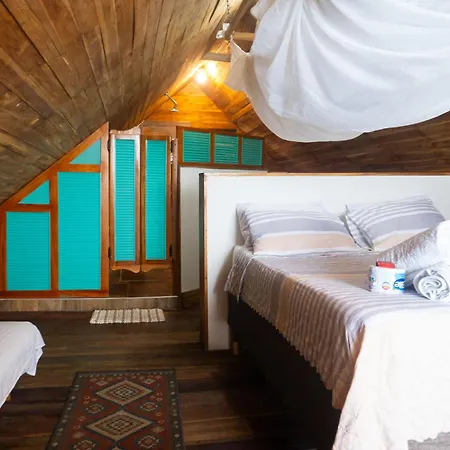 Hotel Calamari Baru-2