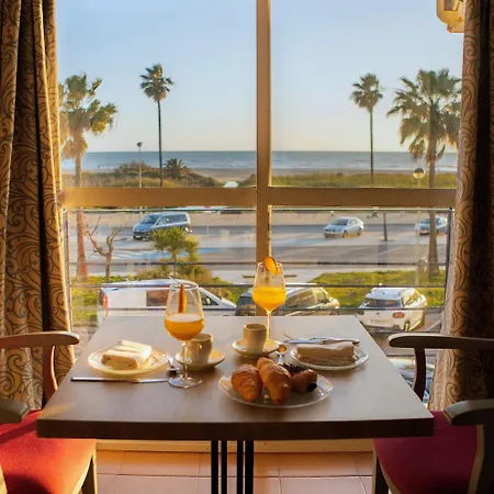 Hotel Playa Conil - Beachfront Studios & Suites-2