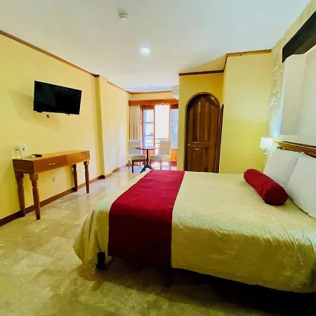 Cancun International Suites-3