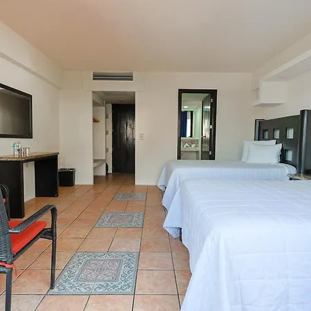 Delfin Beachfront Resort - Downtown Puerto Vallarta Optional All-Inclusive-3