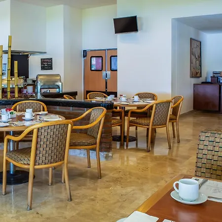 Fiesta Inn Tampico-2