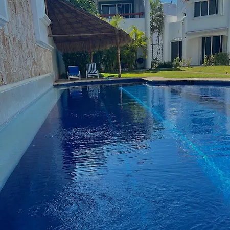 La Martina Playa del Carmen-3