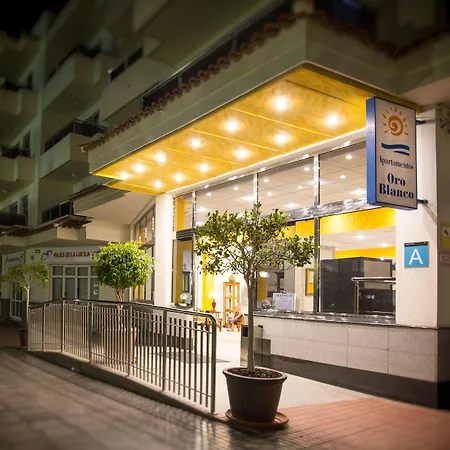 Apartamentos Oro Blanco-3