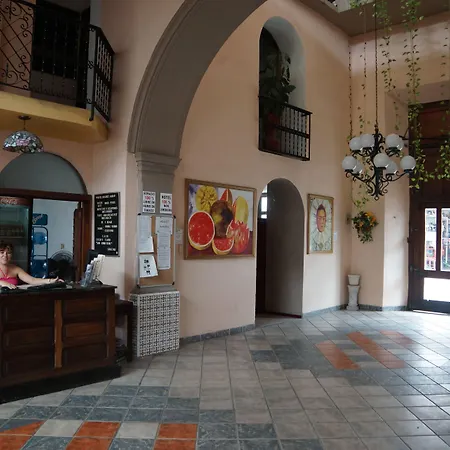 Hotel Doralba Inn-3