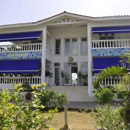 Hosteria Mar y Sol-2