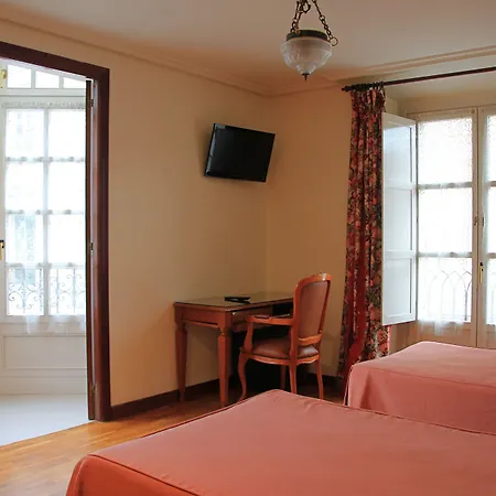 Hotel Asturias-3