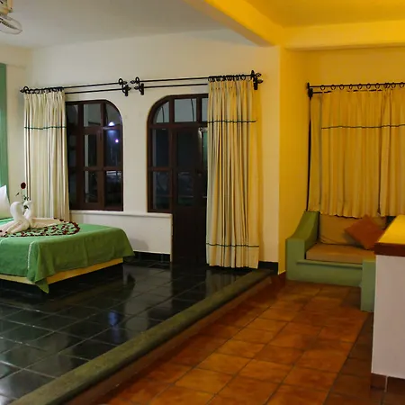 Hotel Careyes Puerto Escondido-3