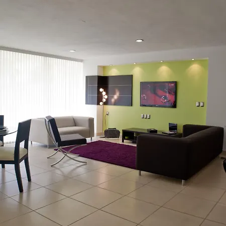 Ramada By Wyndham Acapulco Hotel & Suites-2