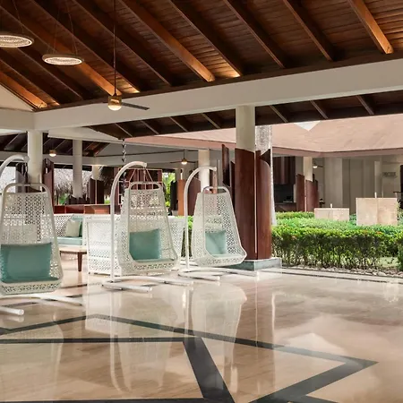 Grand Palladium Palace Resort Spa & Casino-3