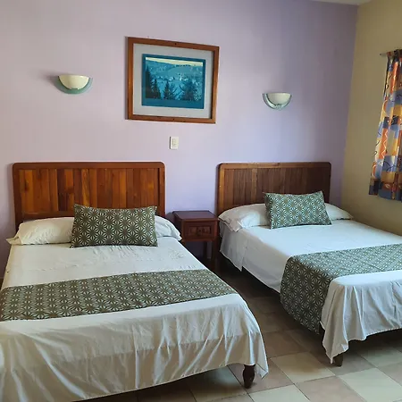 Hotel El Faro Malecon-3