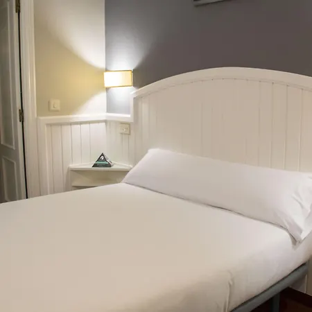 Alda Miramar Rooms-2