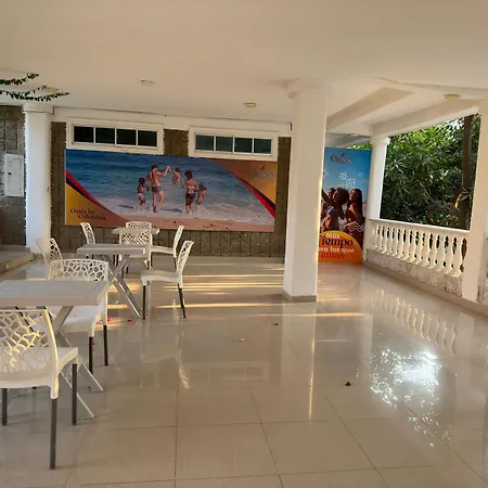 SGH Castillo Aqua-3