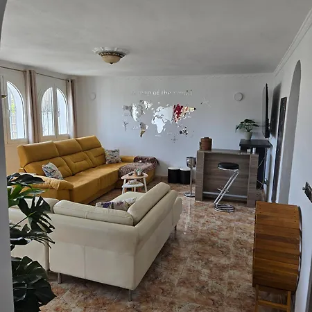Villa Don Giovanni Fuengirola, Piscina Privada y vistas al mar y a la Montaña-3