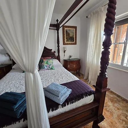 Villa Don Giovanni Fuengirola, Piscina Privada y vistas al mar y a la Montaña-2