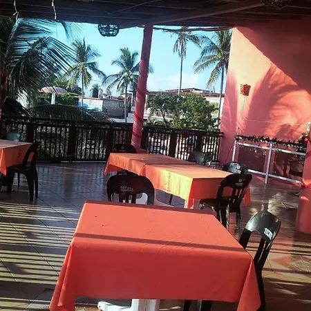 Hotel Restaurante Ricarda Yopes-2