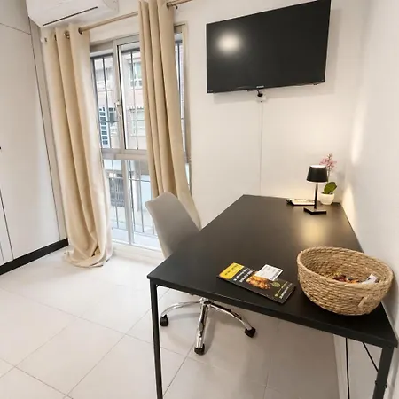 Alicante Beach Hostel-3