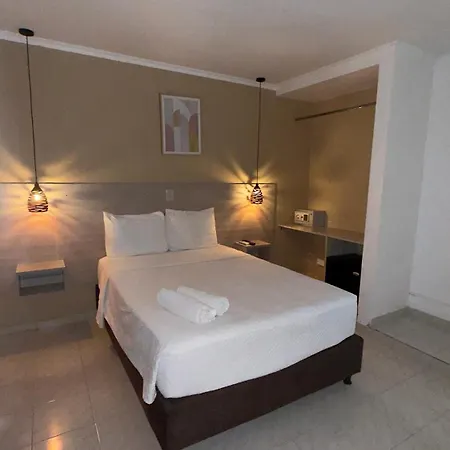 Holiday Sai Hotel-2