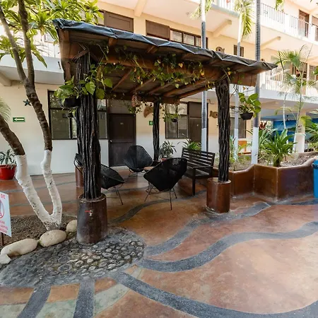 Hotel Rivera Del Mar-3
