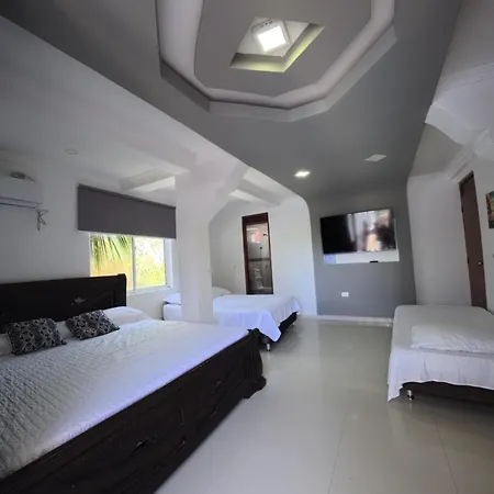 Apartamentos Isla Tropical-2