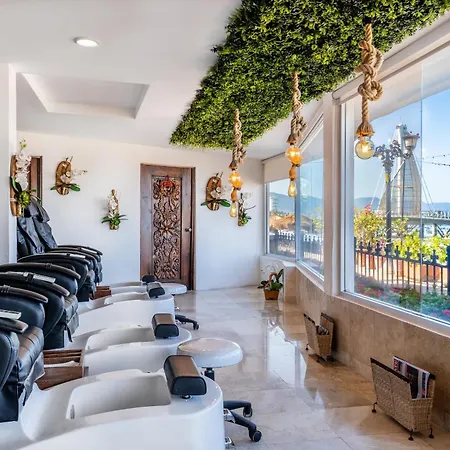 Los Arcos Suites-3