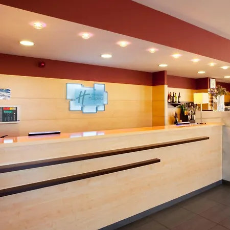 Holiday Inn Express Málaga Airport, an IHG Hotel-3