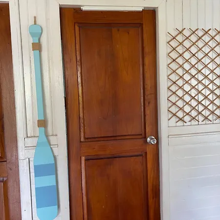 Islander House On Rocky Cay Beach-2