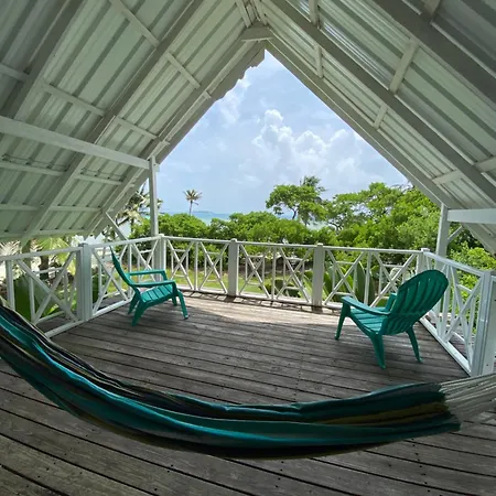Islander House On Rocky Cay Beach-3