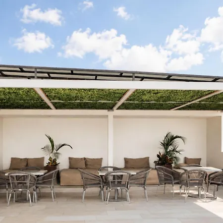 Holiday Inn Express&Suites - Playa del Carmen, an IHG Hotel-2
