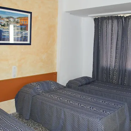 Hostal Mengual-2