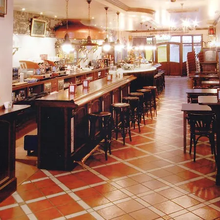 Hostal El Jardín-2