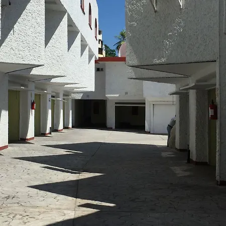 Hotel Oasis Acapulco-2