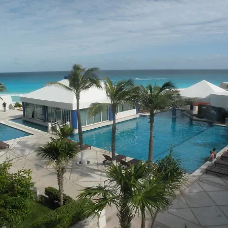 Cancun Beach Resort by Sol y Mar-2