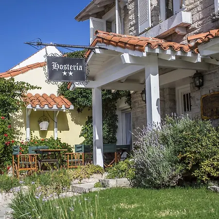Hosteria Lucky Home-2