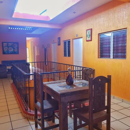 Casa de Huespedes Cielito Lindo-2