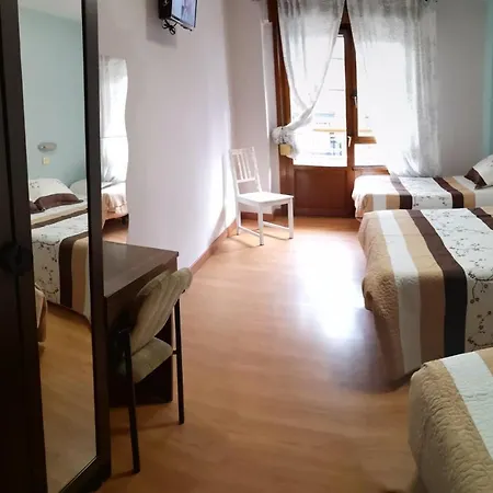 Hostal Campoamor-3