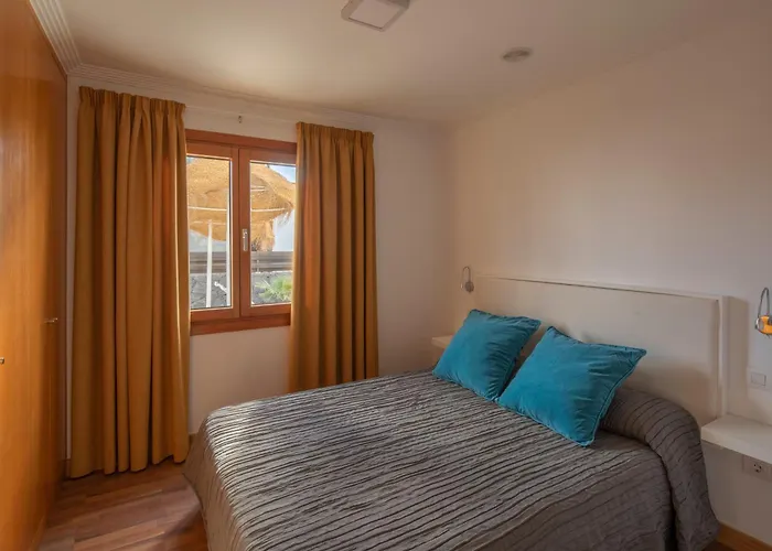 Playa Blanca Beach Mate