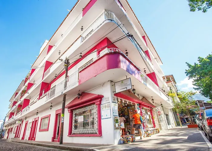 Suites Plaza del Rio - Family Hotel Malecón Centro Puerto Vallarta