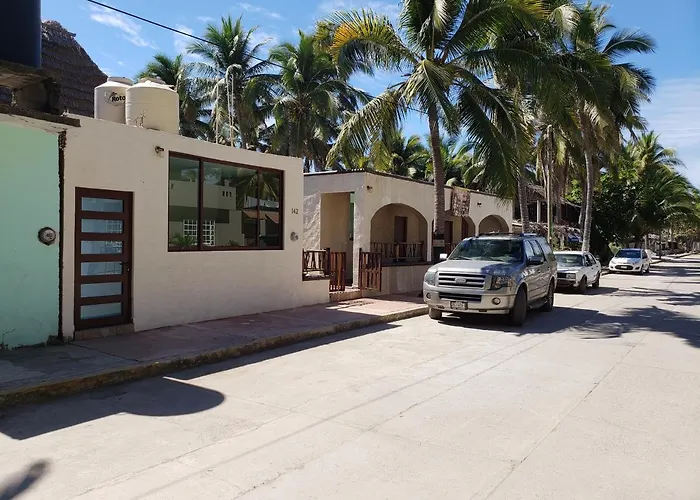 Bungalows La Perla Playa Azul