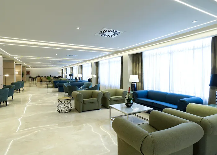 Hotel Apartamentos Pyr Fuengirola