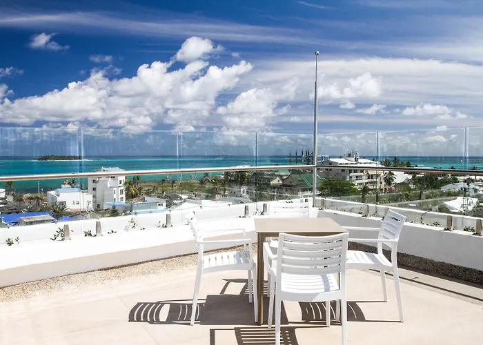 Hotel Azure Lofts & Pool San Andrés