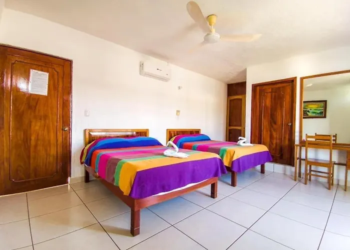 Hotel Martina'S Puerto Escondido 