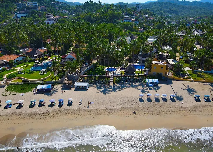 Casa Palmar Penthouse - Completely Renovated, 1 Bedroom Oceanfront Penthouse Suite Sayulita
