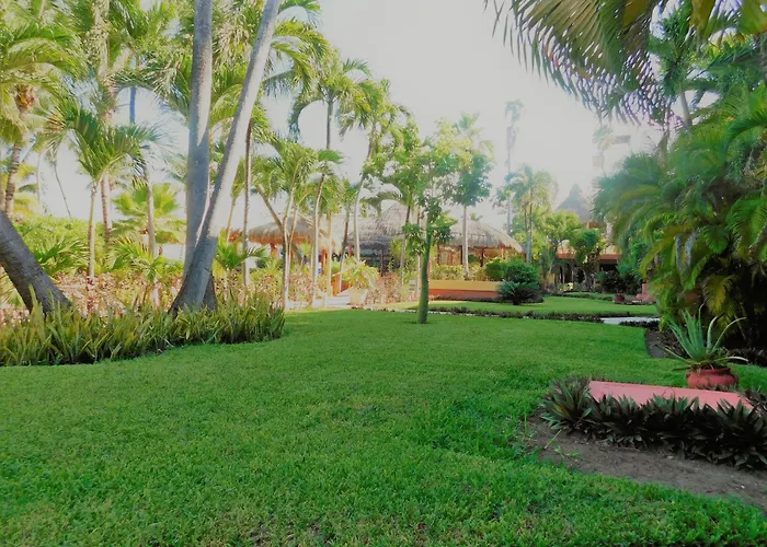 Nautibeach Beach Front Condos In North Beach Isla Mujeres