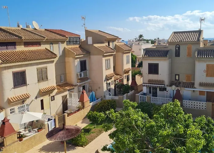 Chalet Adosado Unifamiiar Rocasol Beach Torrevieja