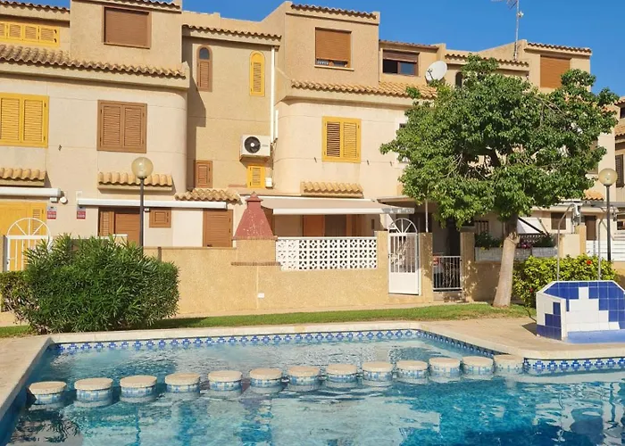 Chalet Adosado Unifamiiar Rocasol Beach Torrevieja
