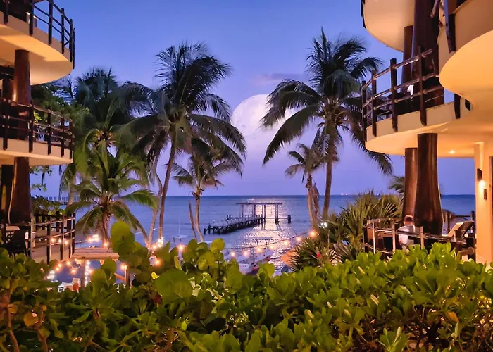 El Taj Oceanfront&Beachside Condo Hotel Playa del Carmen